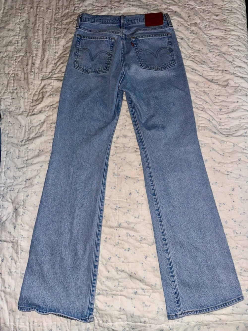LEVI's Wedgie Bootcut Jean 27 LIKE NEW - Picture 9 of 13